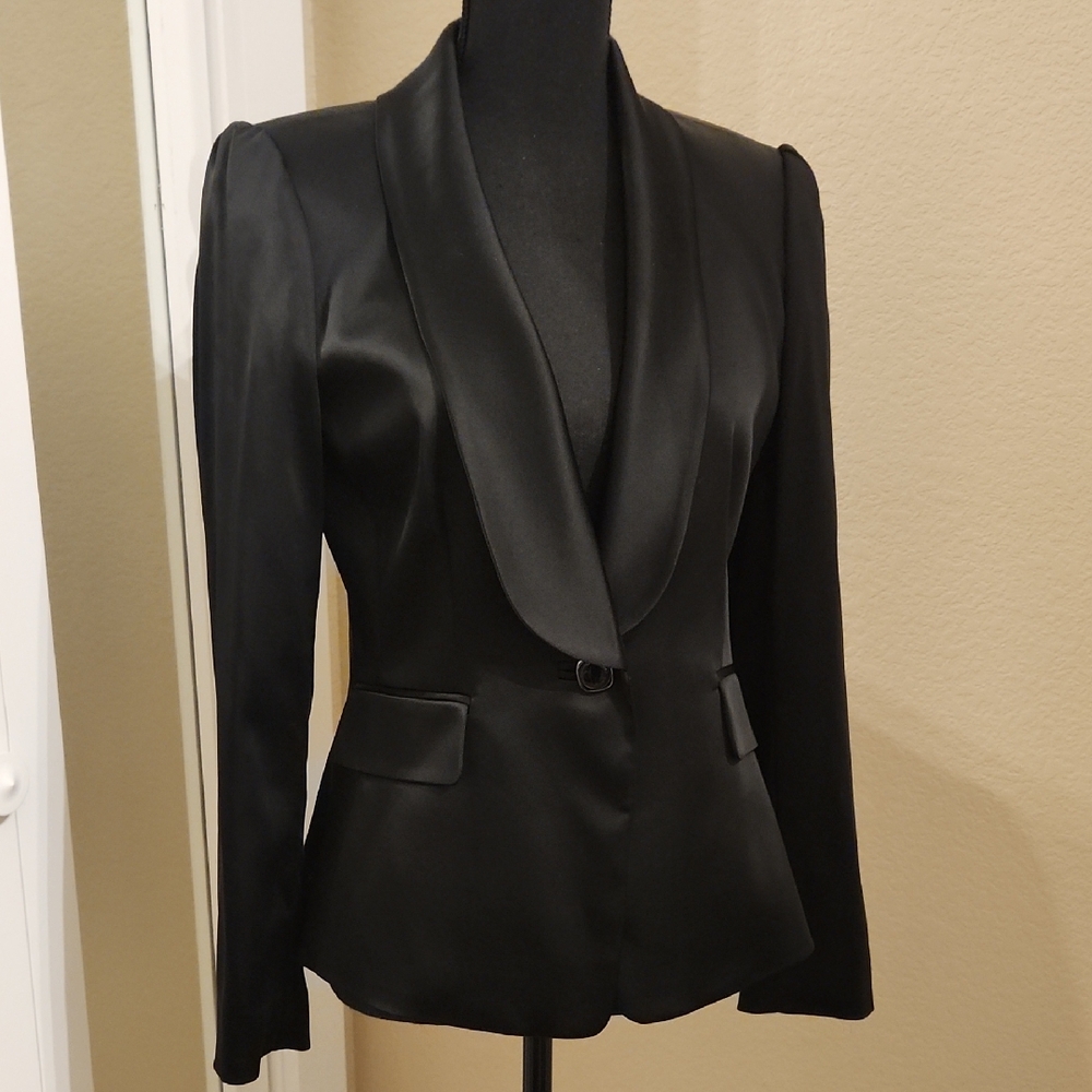 Elegant Black Women's Blazer